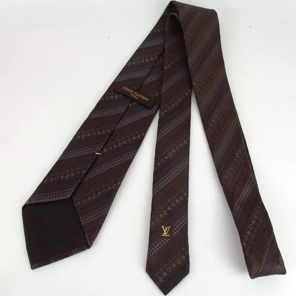 LOUIS VUITTON Monogram Silk Tie 😍 - Picture 2 of 10